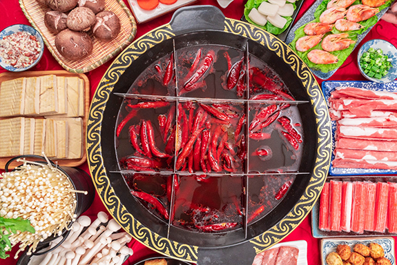 金宮，金宮雞精，金宮味精，金宮火鍋底料，金宮香腸臘肉調(diào)料，金宮小龍蝦調(diào)料，金宮魚(yú)調(diào)料，金宮調(diào)料定制，金宮調(diào)味品定制